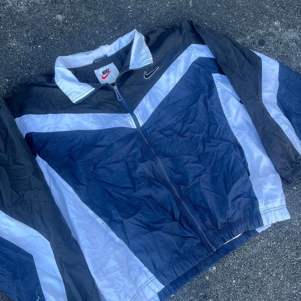 1990s Nike Windbreaker Navy and White Jacket size XL